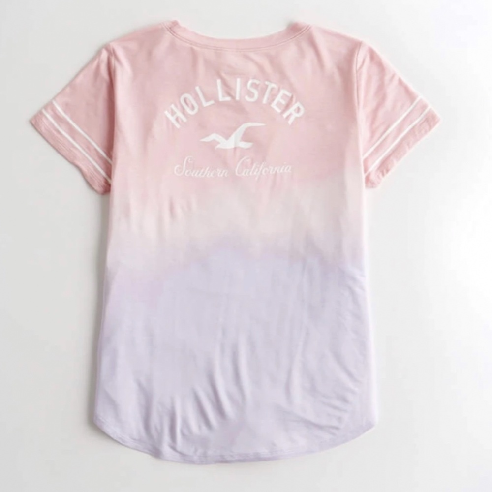 Hollister Ombré Print Graphic Tee - Picture 2 of 2